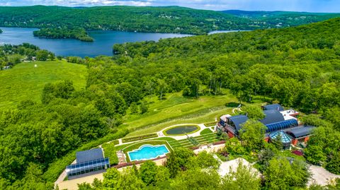 220-226 Tinker Hill Road Washington CT 06777