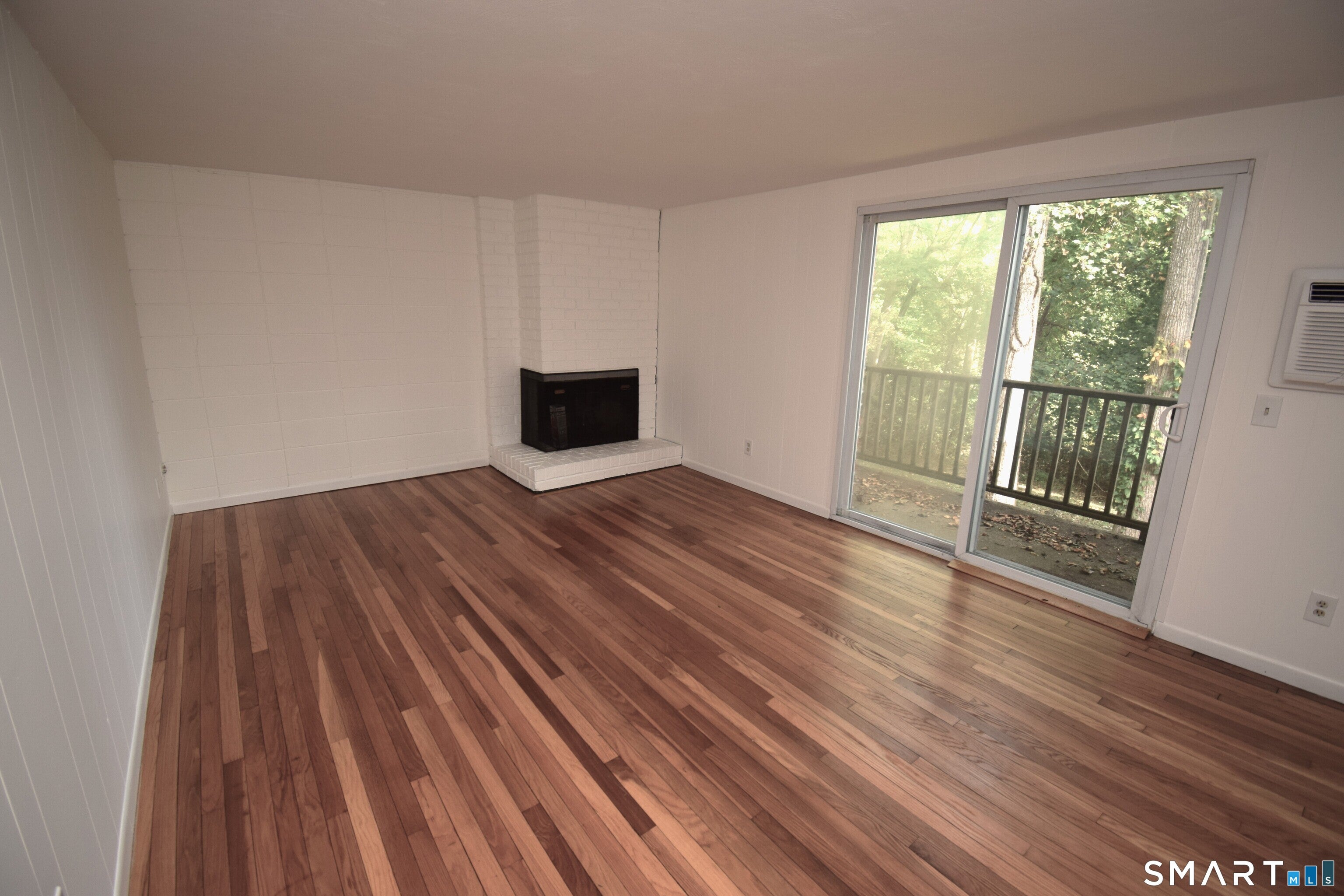 19 Denlar Drive E