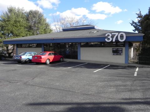 370 Boston Post Road Orange CT 06477