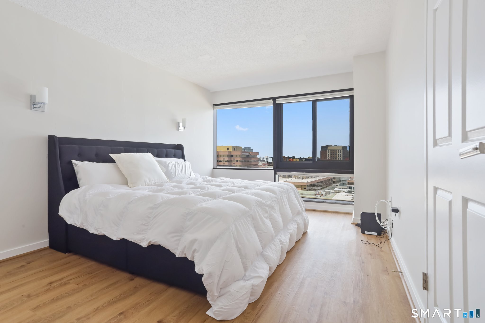 127 Greyrock Place 1205