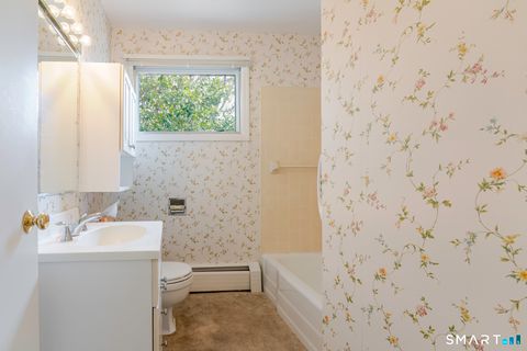 Tiny photo for 101 Old Norwich Road, Waterford, CT 06375 (MLS # 24163811)