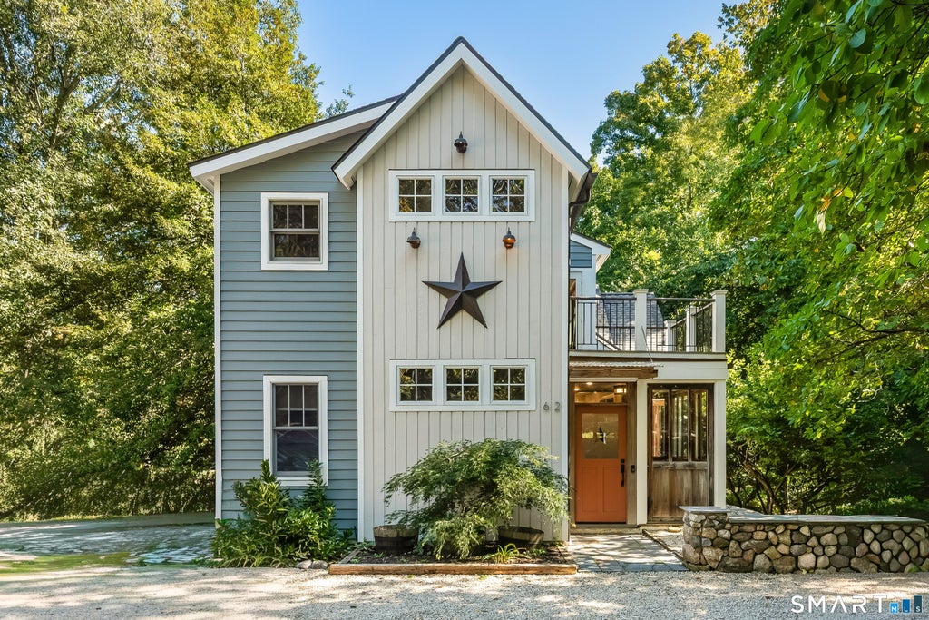 Photo of 62 W Norwalk Road, Norwalk, CT 06850 (MLS # 24204315)