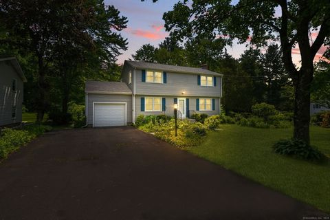 670 Avery Street South Windsor CT 06074