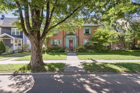 130 Westwood Road, New Haven, CT 06515 - #: 24081432