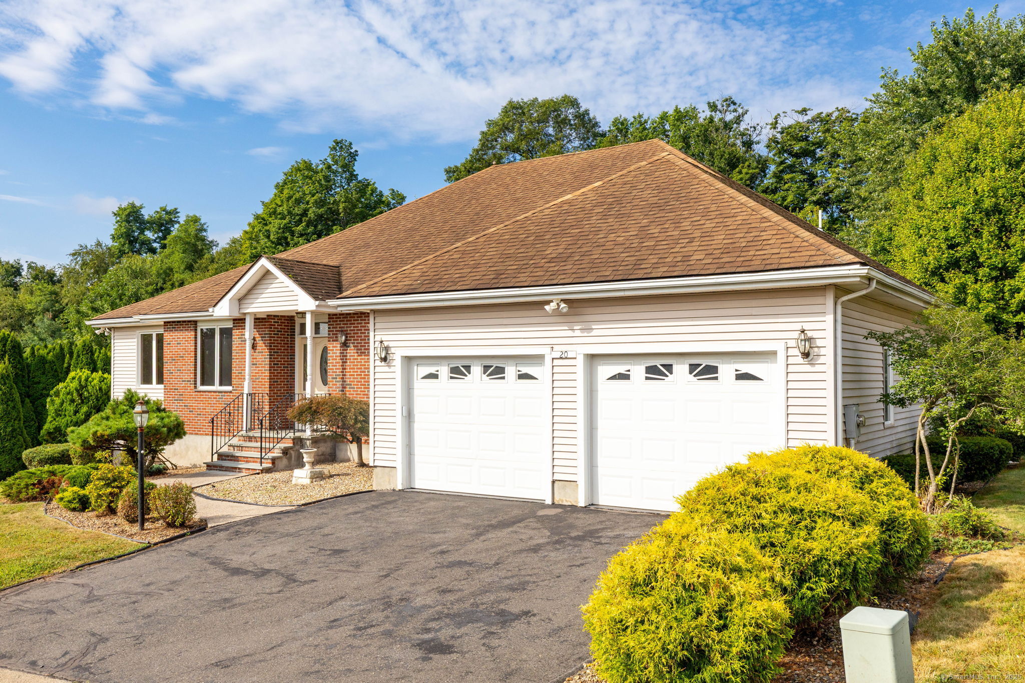 20 Arbor Lane