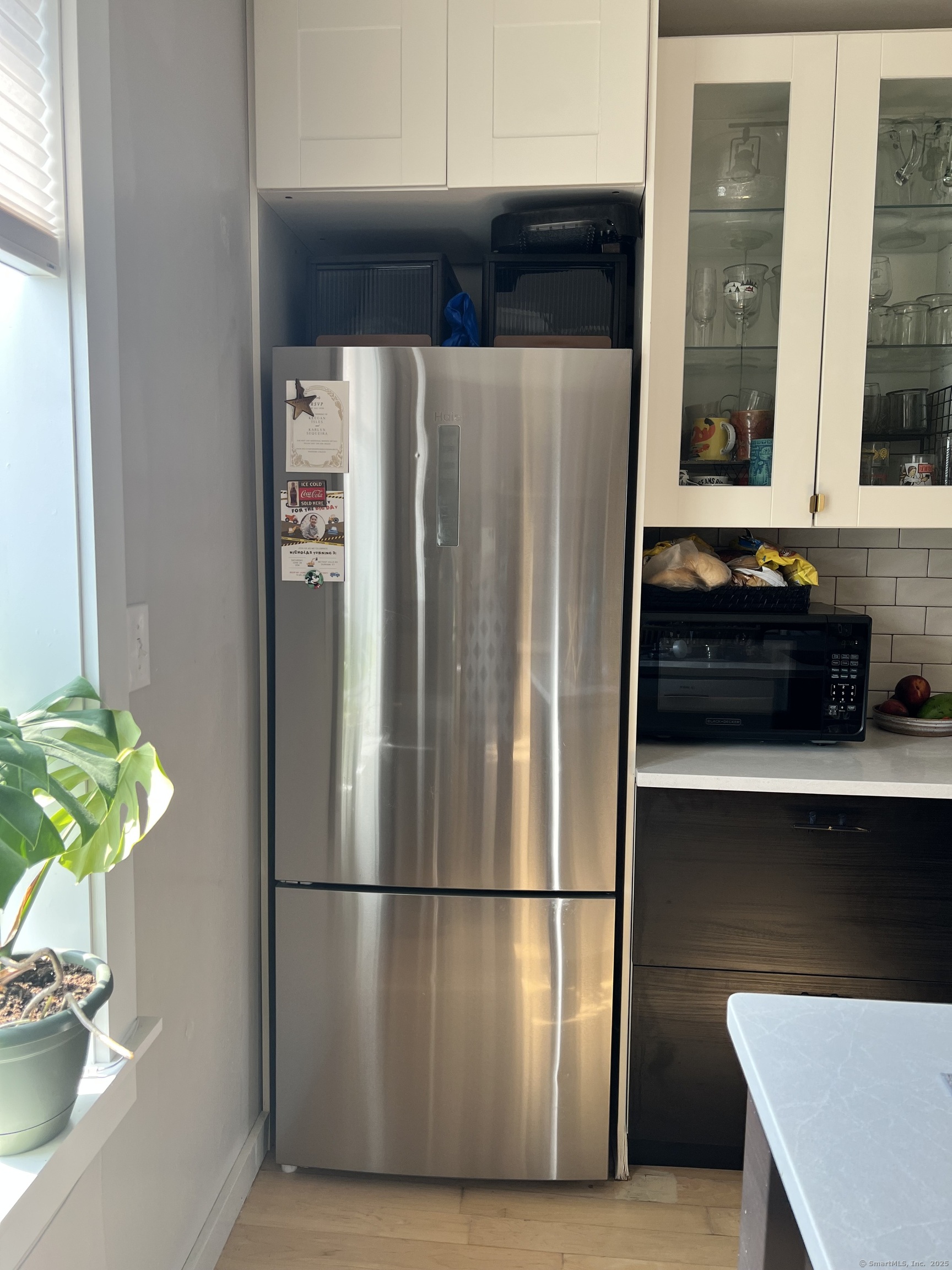 Stonington, Connecticut 06378, United States, 1 Bedroom Bedrooms, ,1 BathroomBathrooms,Residential,Active,166136