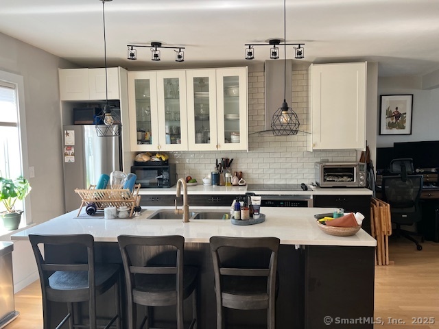 Stonington, Connecticut 06378, United States, 1 Bedroom Bedrooms, ,1 BathroomBathrooms,Residential,Active,166136