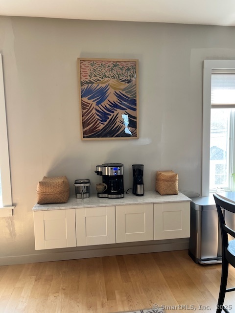 Stonington, Connecticut 06378, United States, 1 Bedroom Bedrooms, ,1 BathroomBathrooms,Residential,Active,166136