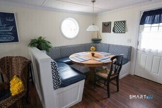 127 Shore Road