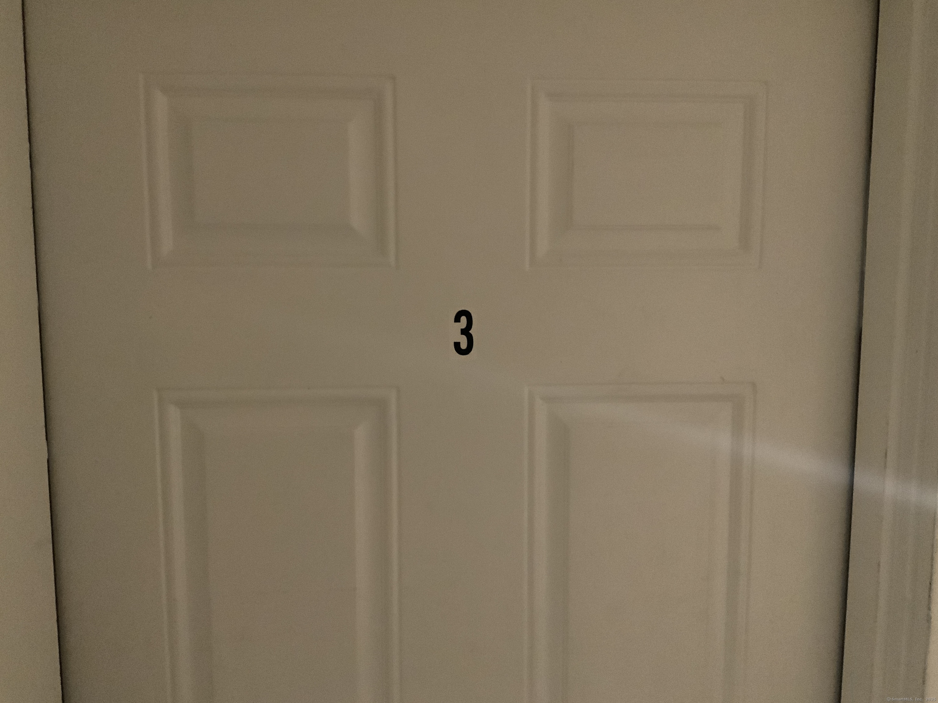 Norwich, Connecticut 06360, United States, 2 Bedrooms Bedrooms, ,1 BathroomBathrooms,Residential,Active,237773