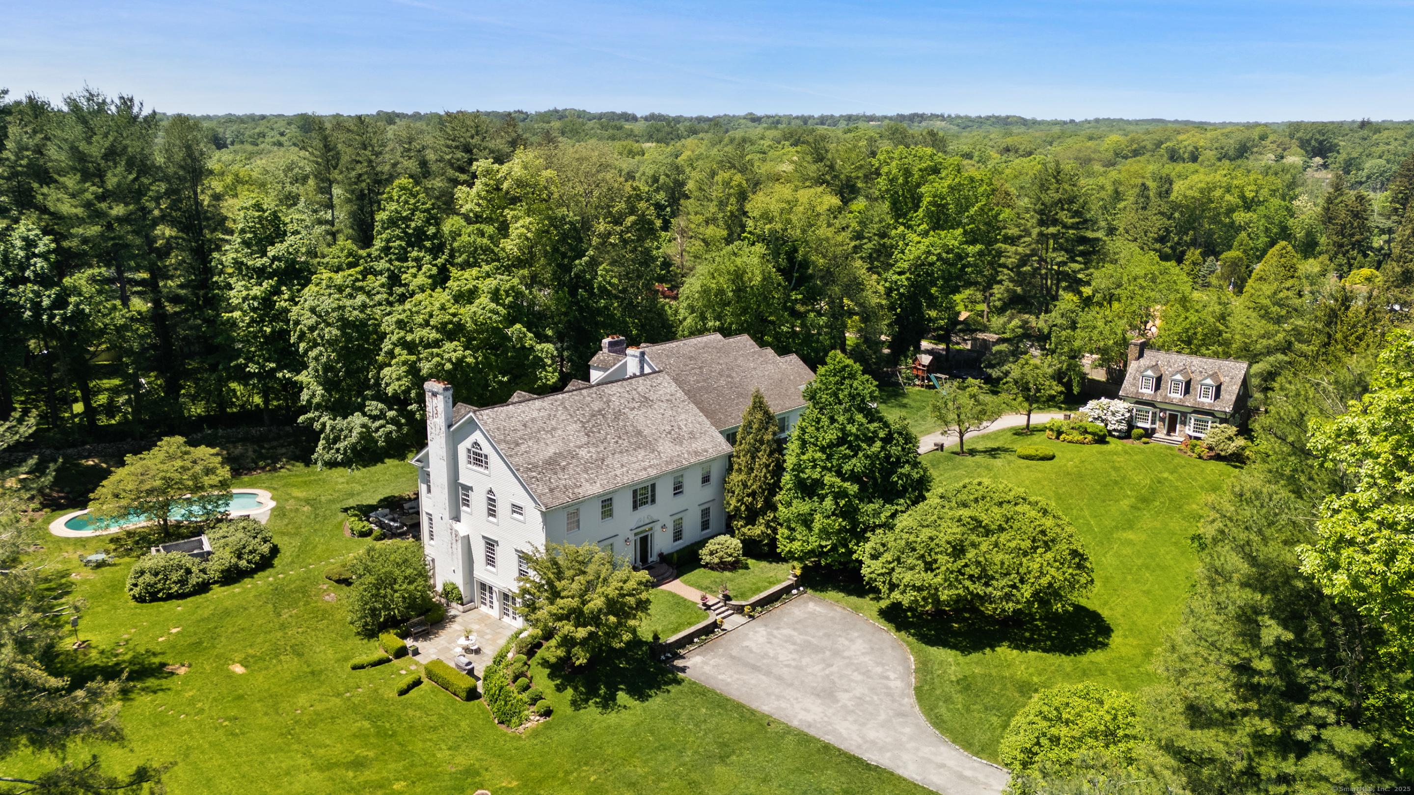 280 Round Hill Road