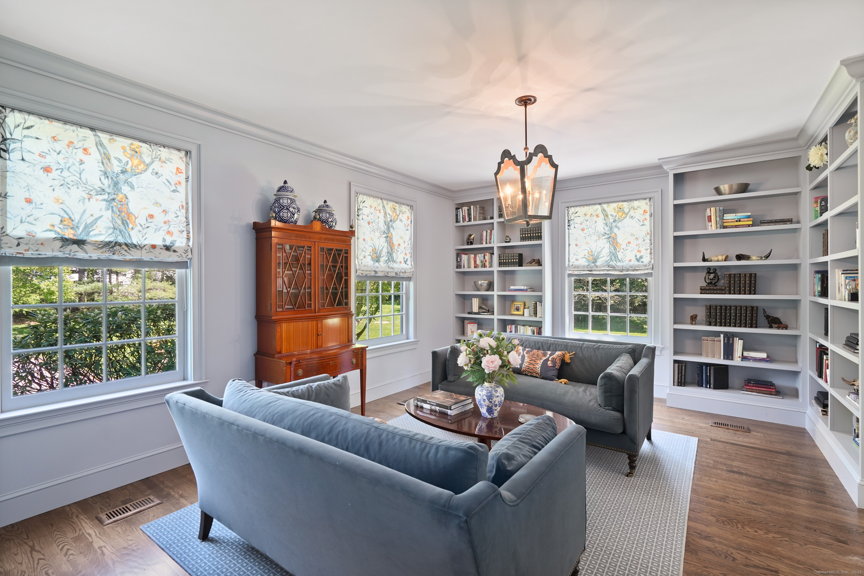 280 Round Hill Road