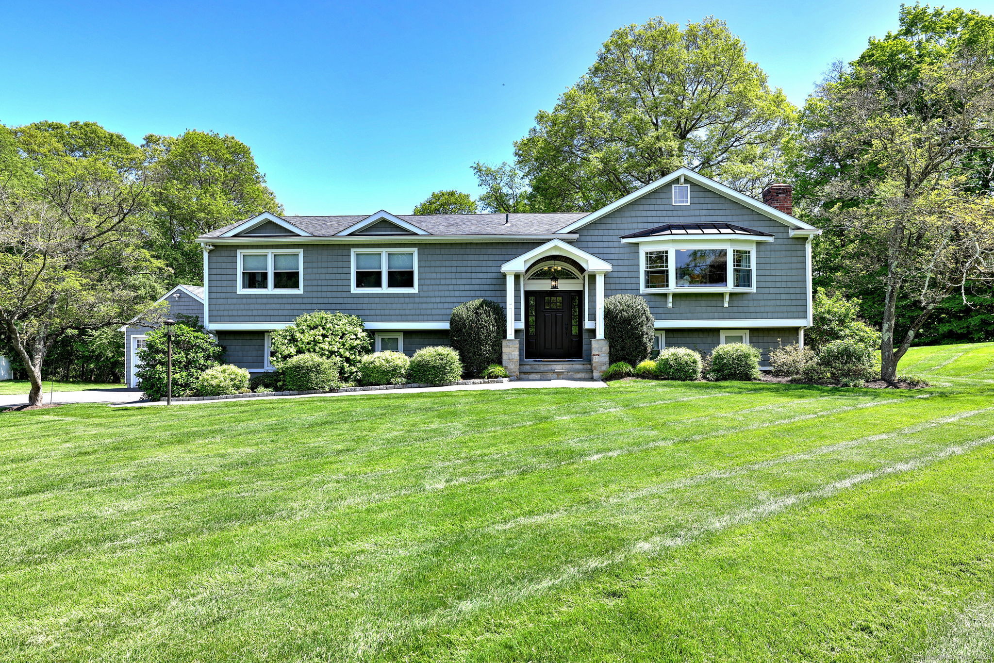 664 South Greenbrier Drive