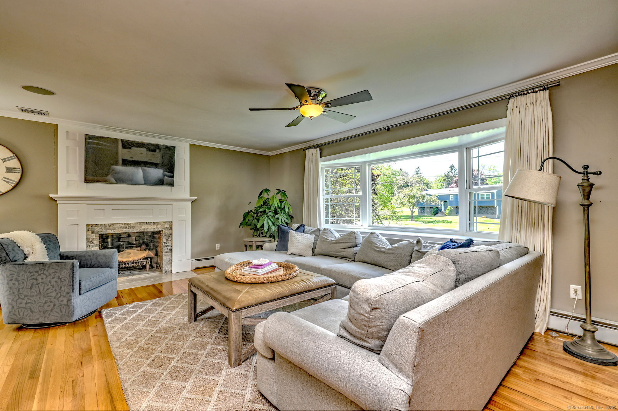 664 South Greenbrier Drive