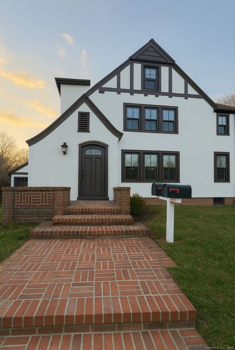 Photo of 40 Rogers Street #1, Branford, CT 06405 (MLS # 24143508)