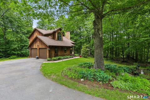 Homes For Sale - 31 Cortland Drive<br/> New Milford, CT 06776