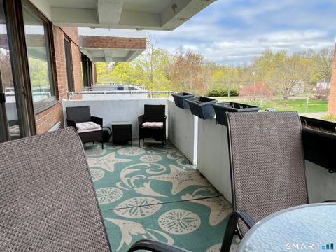 Tiny photo for 50 Birdseye Street #306A, Stratford, CT 06615 (MLS # 24168145)