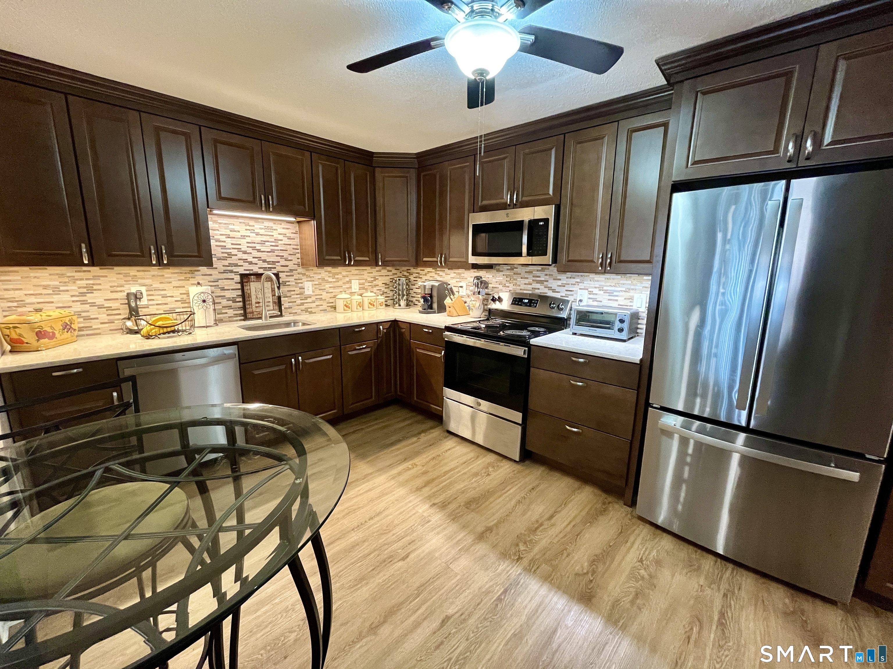 50 Birdseye Street A306