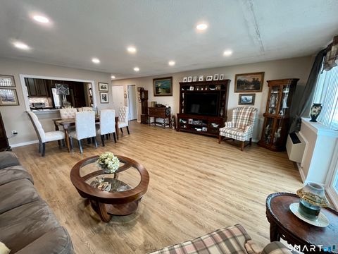 Tiny photo for 50 Birdseye Street #306A, Stratford, CT 06615 (MLS # 24168145)