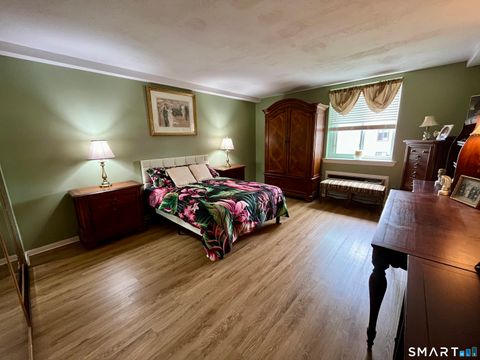 Tiny photo for 50 Birdseye Street #306A, Stratford, CT 06615 (MLS # 24168145)