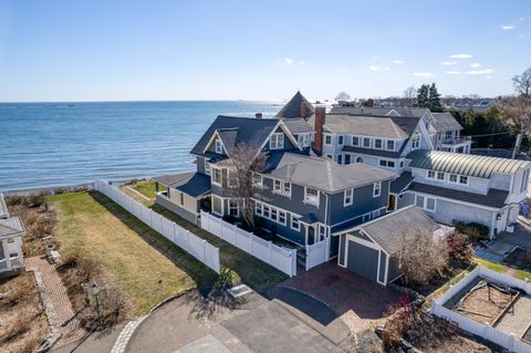 2 Crescent Bluff Avenue Branford CT 06405