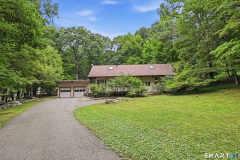 Homes For Sale - 5 Old Lantern Drive<br/> Bethel, CT 06801