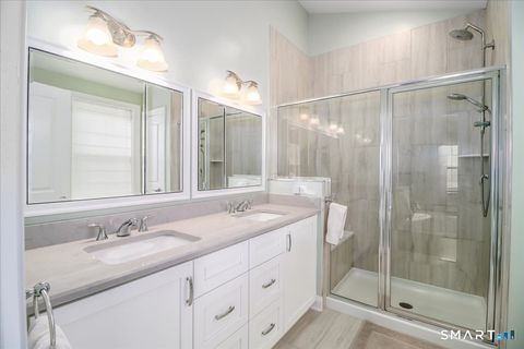 Tiny photo for 32 Hunting Ridge Lane #32, Bethel, CT 06801 (MLS # 24146345)