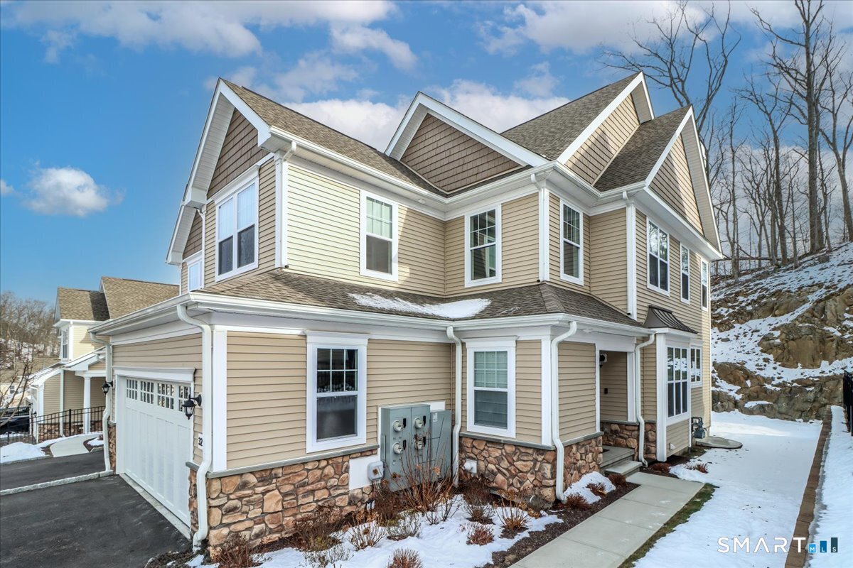 32 Hunting Ridge Lane 32