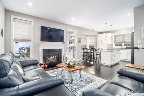 Tiny photo for 32 Hunting Ridge Lane #32, Bethel, CT 06801 (MLS # 24146345)