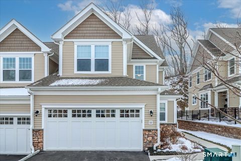 32 Hunting Ridge Lane 32 Bethel CT 06801