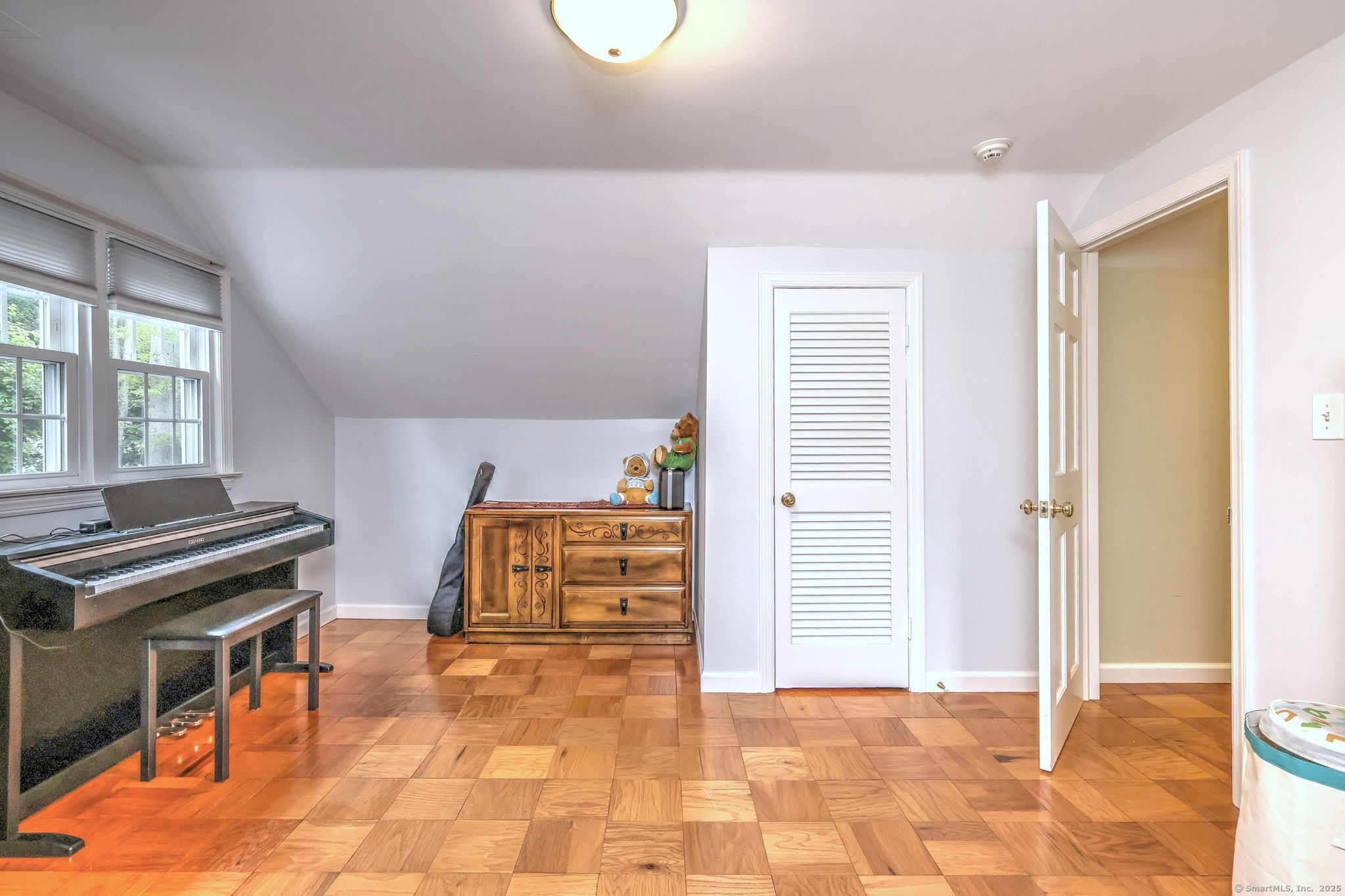 691 Buttonball Road, Orange, Connecticut image 23