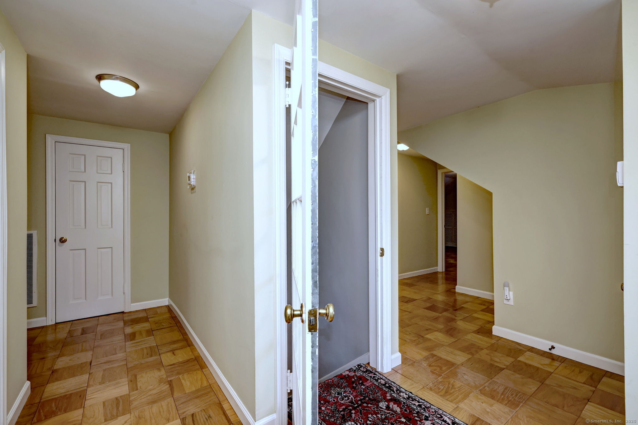 691 Buttonball Road, Orange, Connecticut image 24