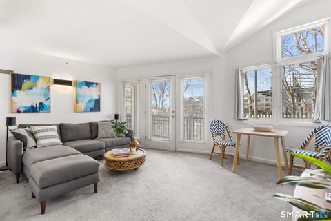 Photo of 3250 Fairfield Avenue #APT 302, Bridgeport, CT 06605 (MLS # 24145480)