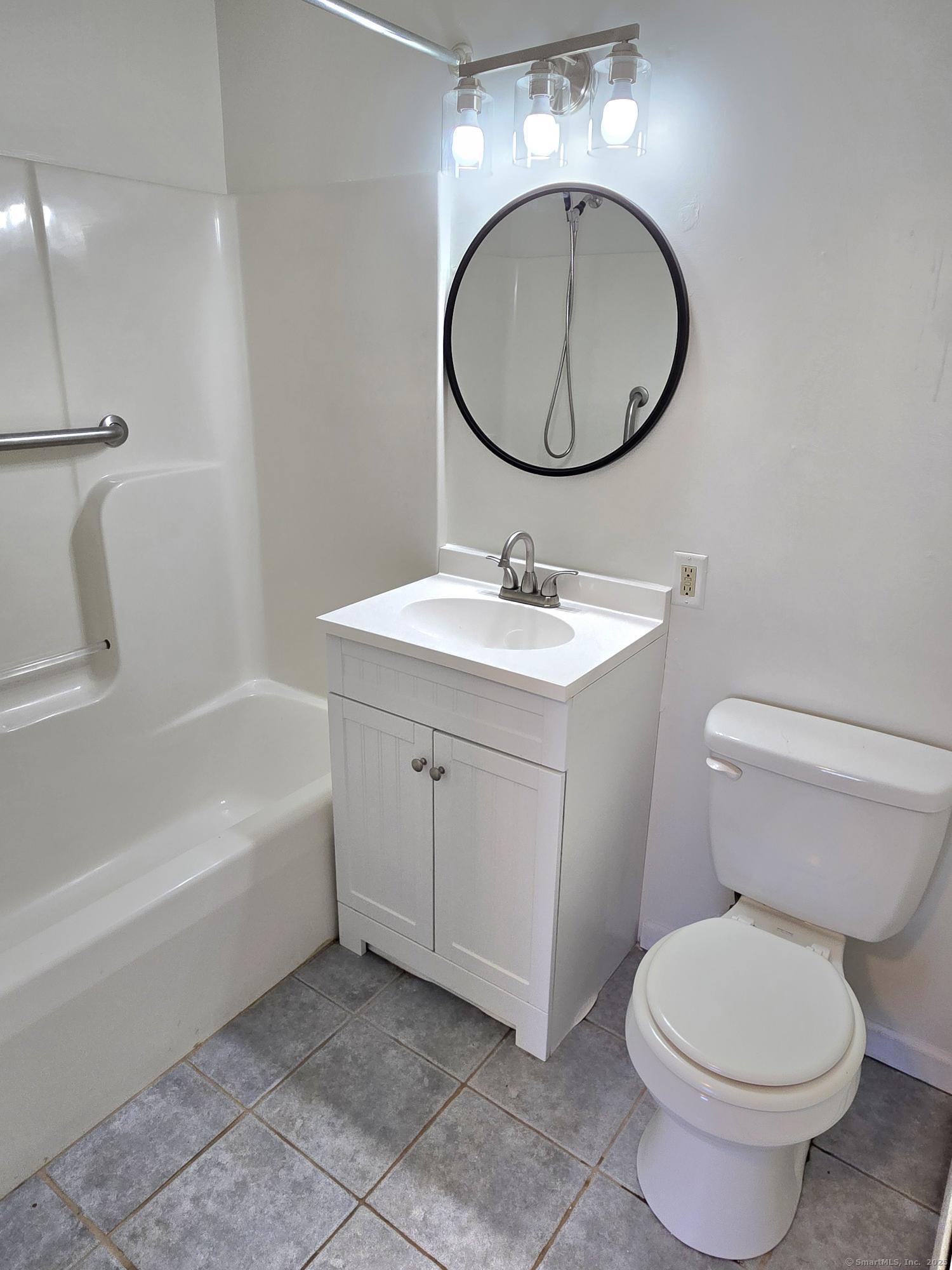 255 New Britain Avenue, Newington, Connecticut image 27