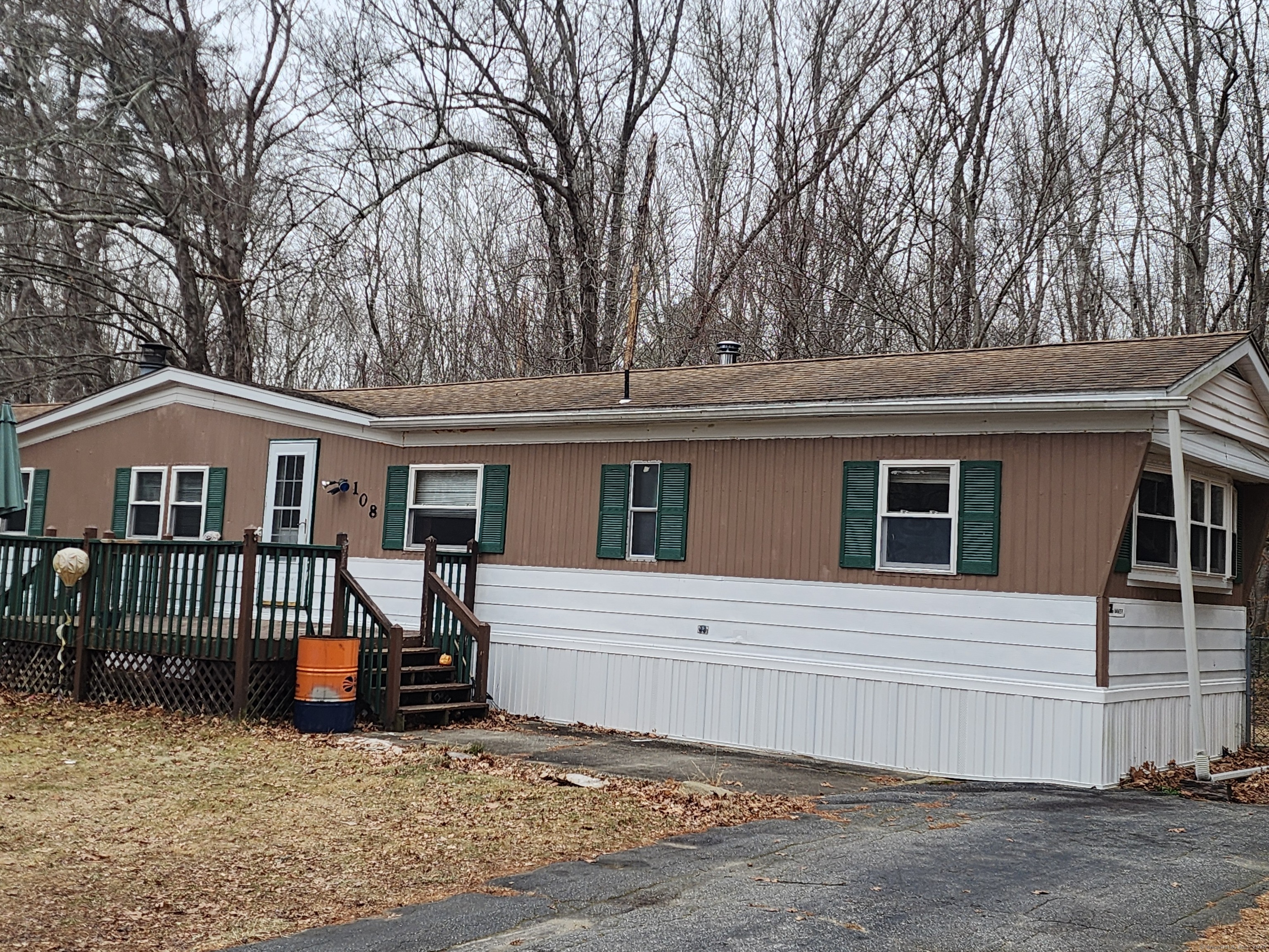 Glasgo Road Lot 108, Griswold, Connecticut - 2 Bedrooms  
2 Bathrooms  
4 Rooms - 