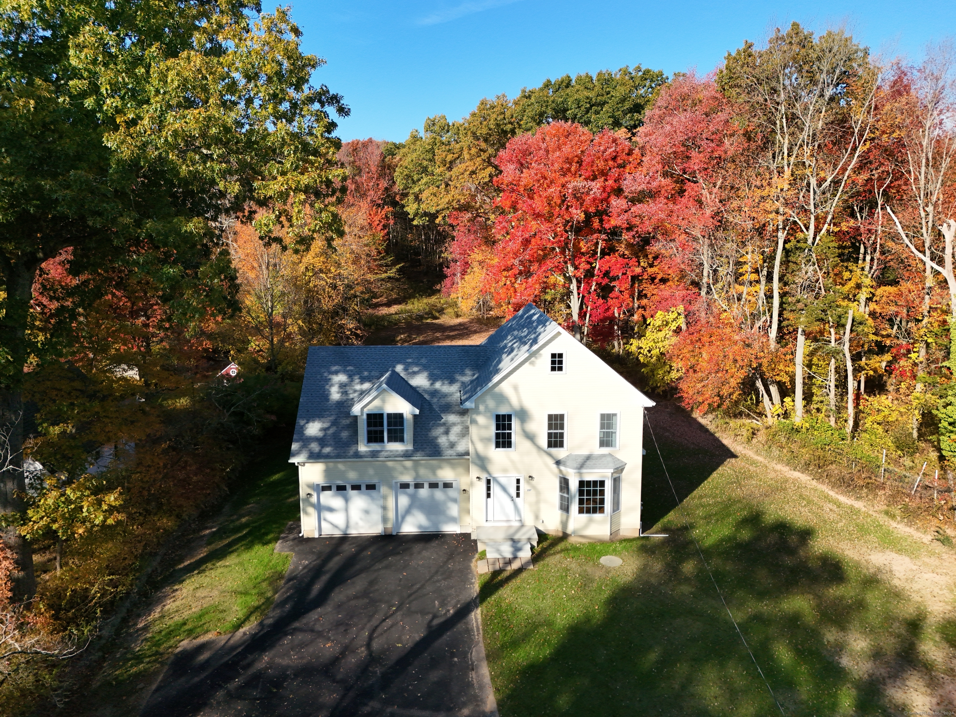 207 Crystal Lake Road, Middletown, Connecticut image 3