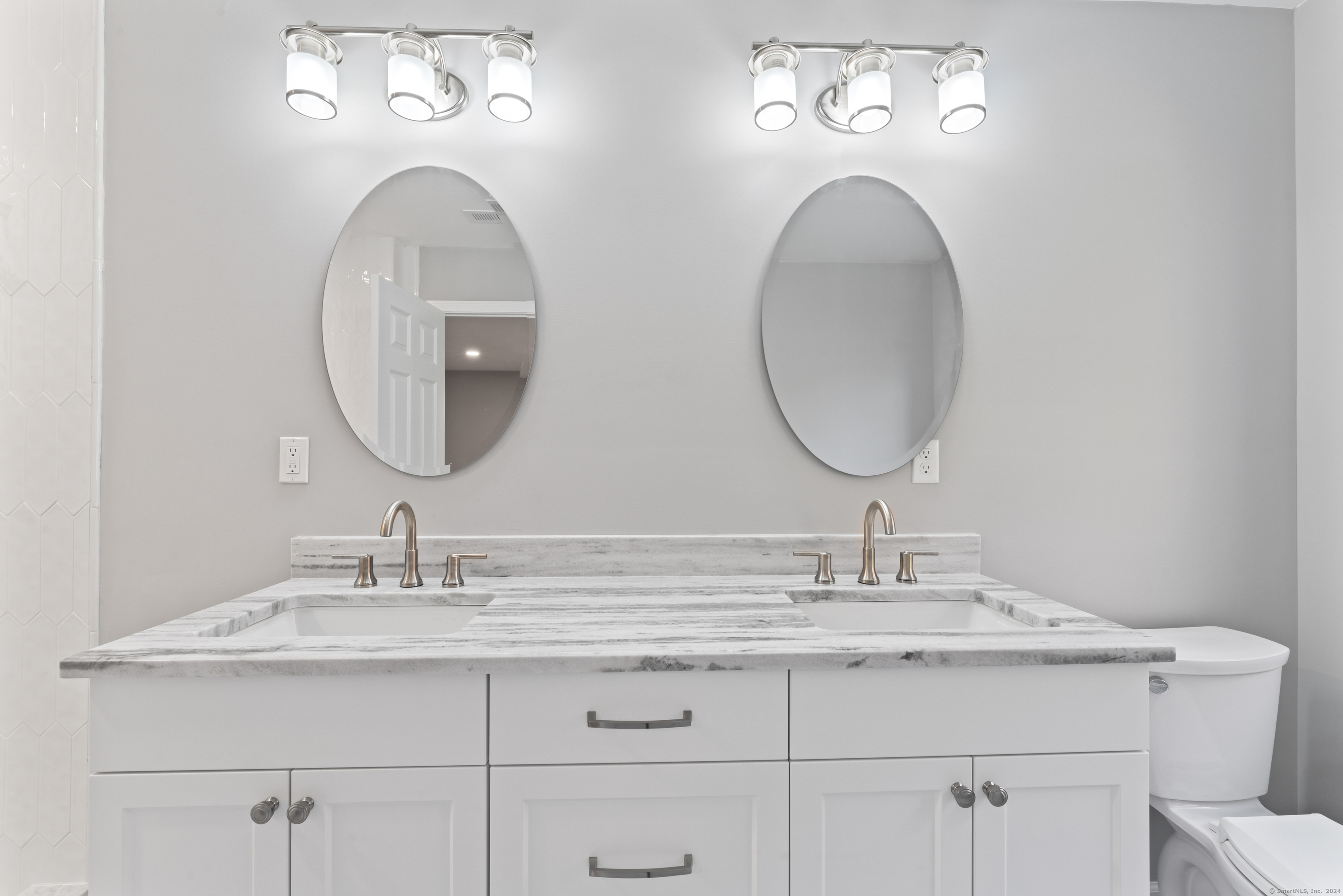 207 Crystal Lake Road, Middletown, Connecticut image 29