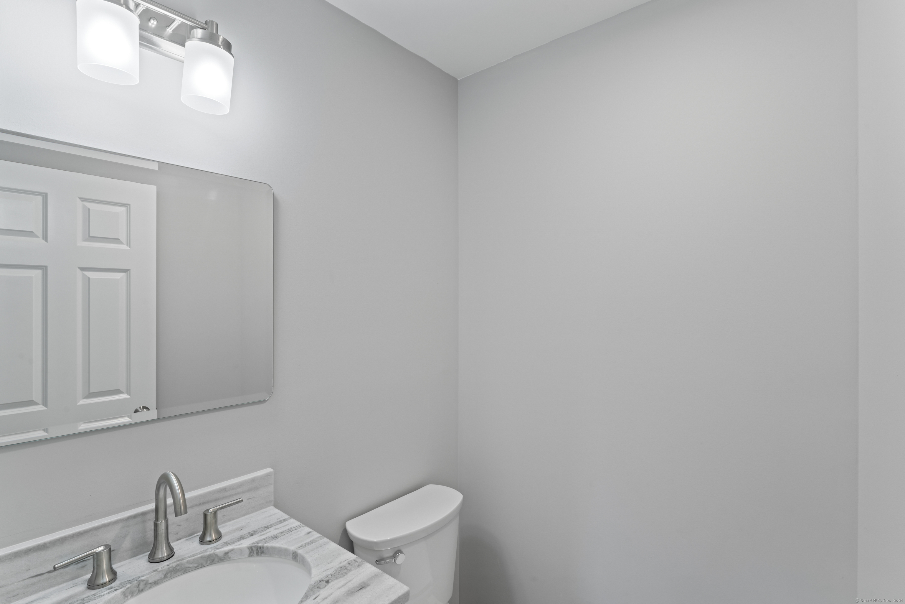 207 Crystal Lake Road, Middletown, Connecticut image 20