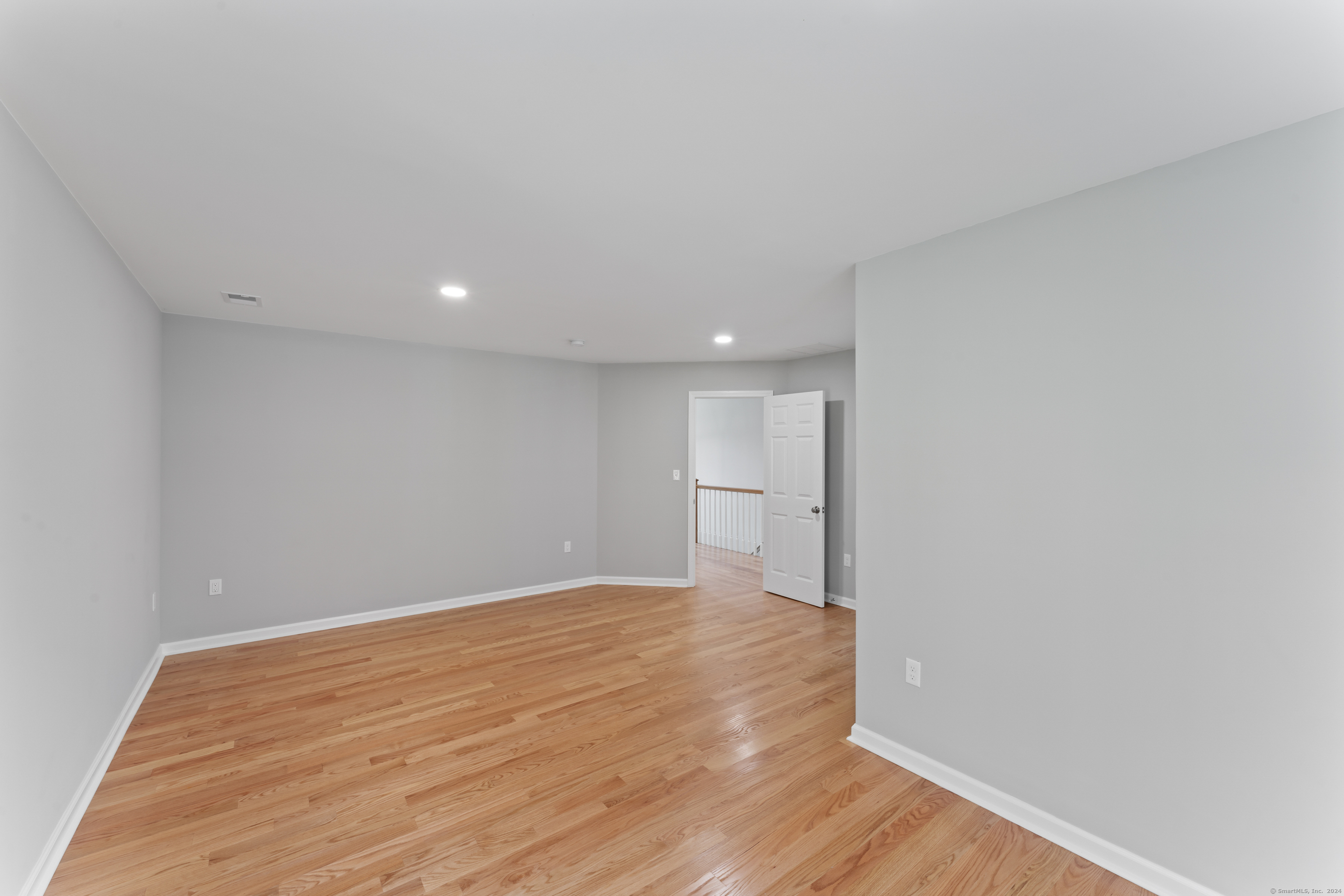 207 Crystal Lake Road, Middletown, Connecticut image 26