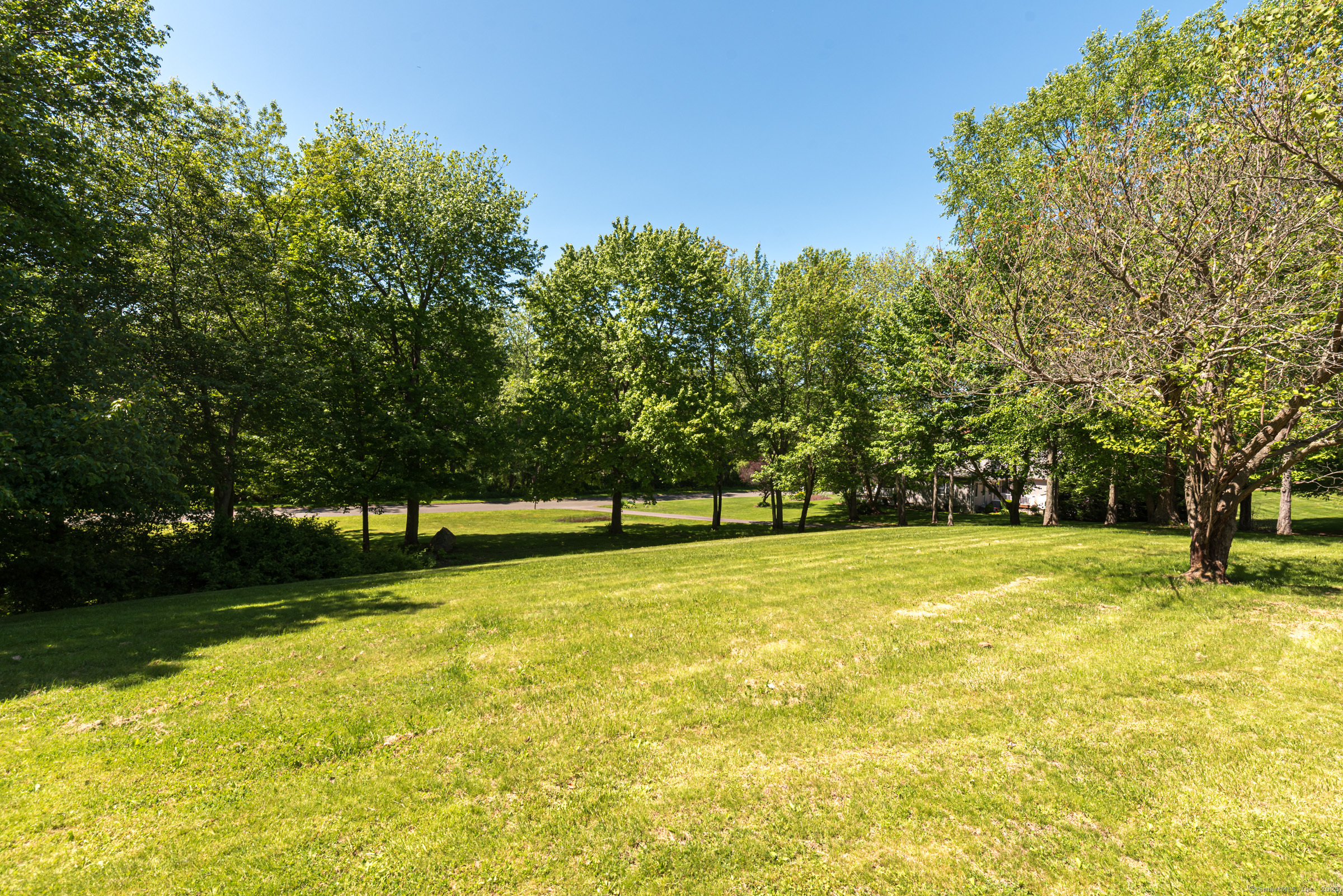 15 Brittany Drive, Durham, Connecticut image 28