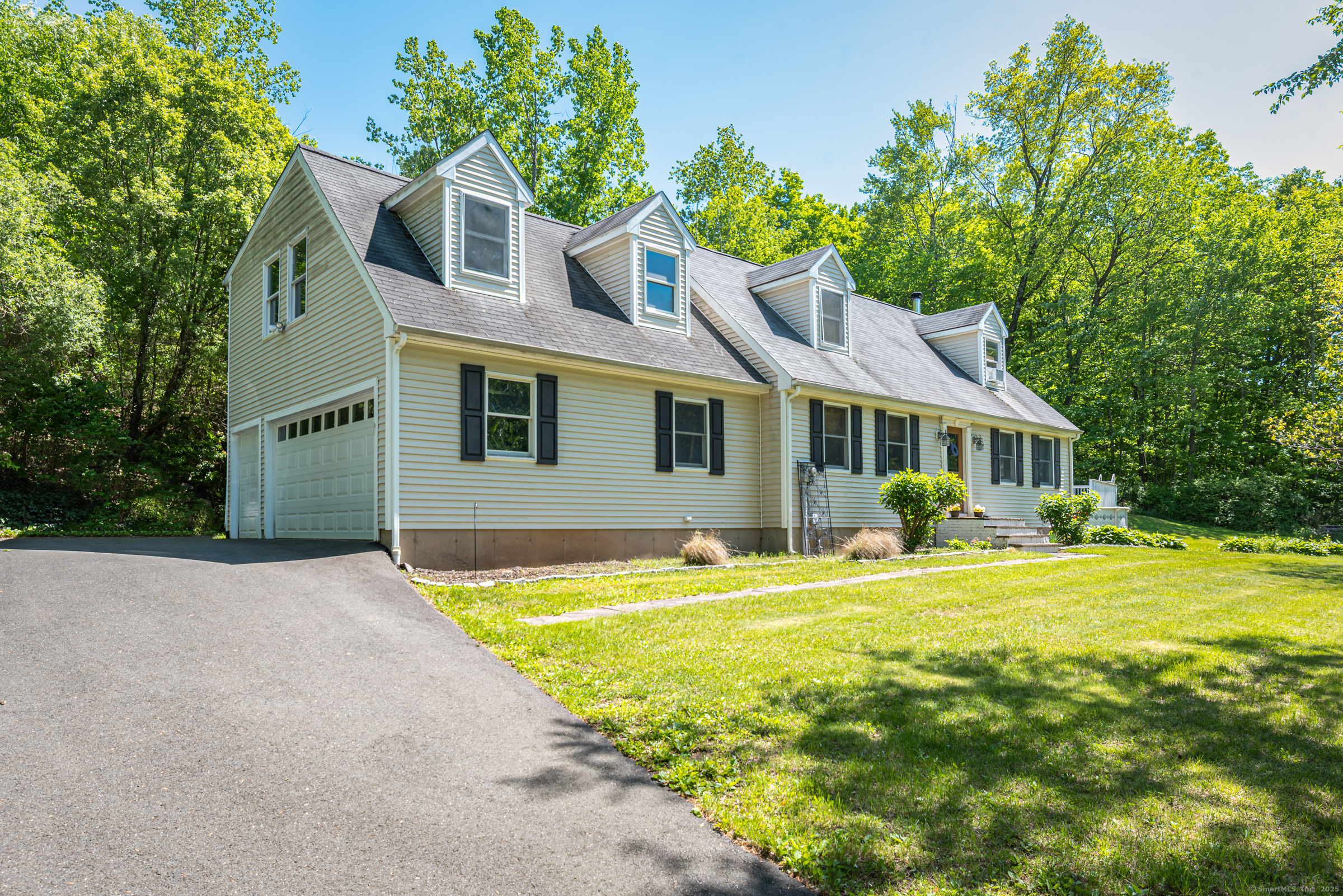 15 Brittany Drive, Durham, Connecticut image 1