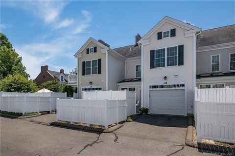 Tiny photo for 21 Evarts Lane #21, Madison, CT 06443 (MLS # 24167019)
