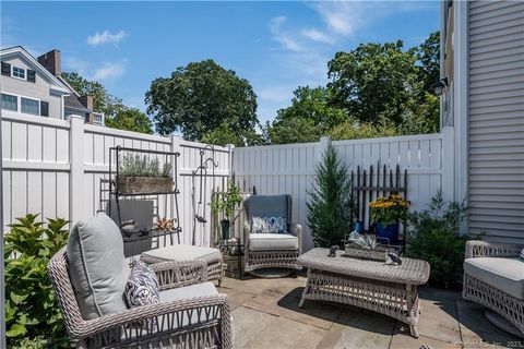 Tiny photo for 21 Evarts Lane #21, Madison, CT 06443 (MLS # 24167019)