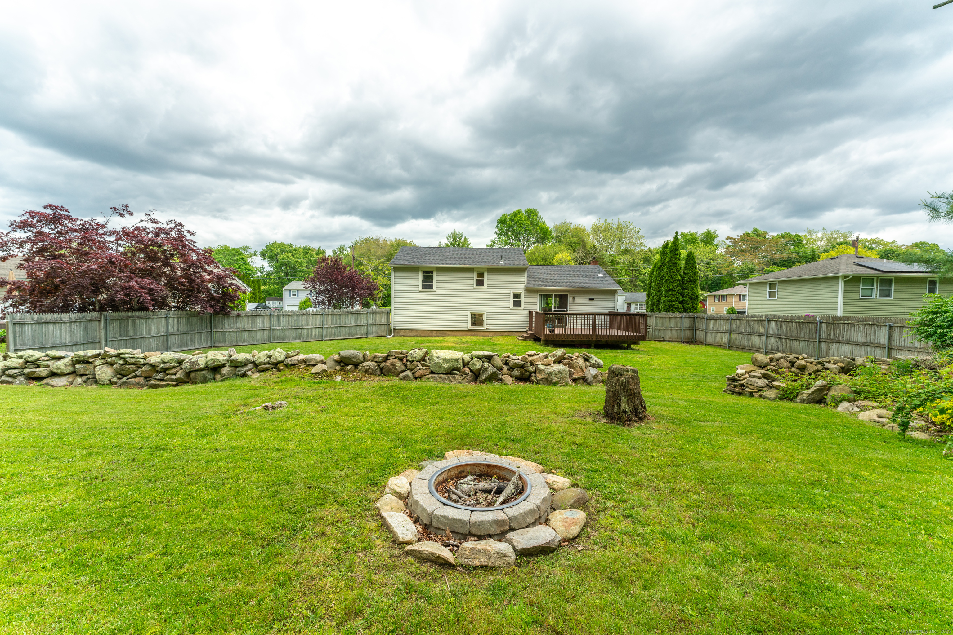 25 Meadow Wood Drive, North Stonington, Connecticut image 11