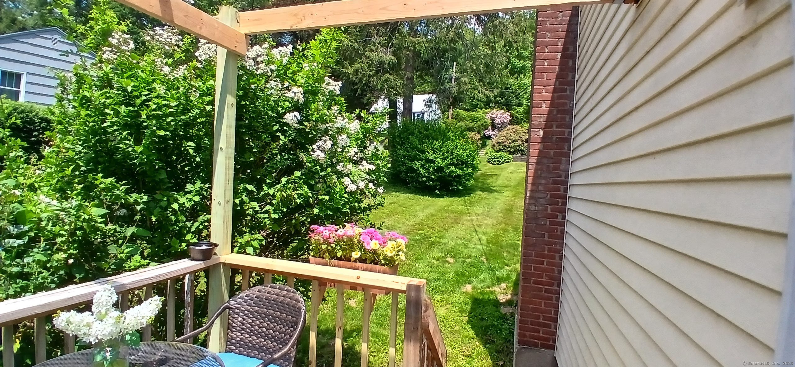 Canton, Connecticut 06019, United States, 2 Bedrooms Bedrooms, ,1 BathroomBathrooms,Residential,Active,146616