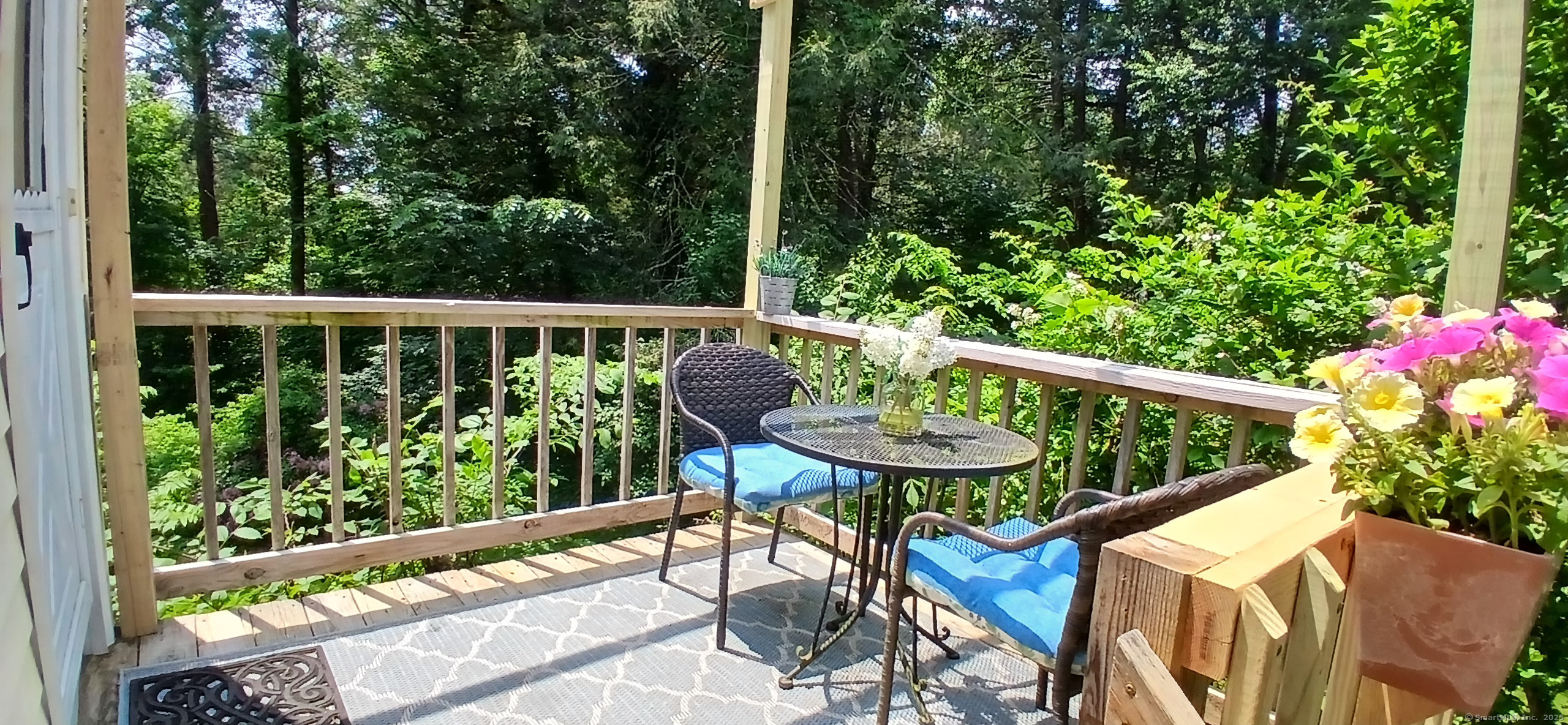 Canton, Connecticut 06019, United States, 2 Bedrooms Bedrooms, ,1 BathroomBathrooms,Residential,Active,146616