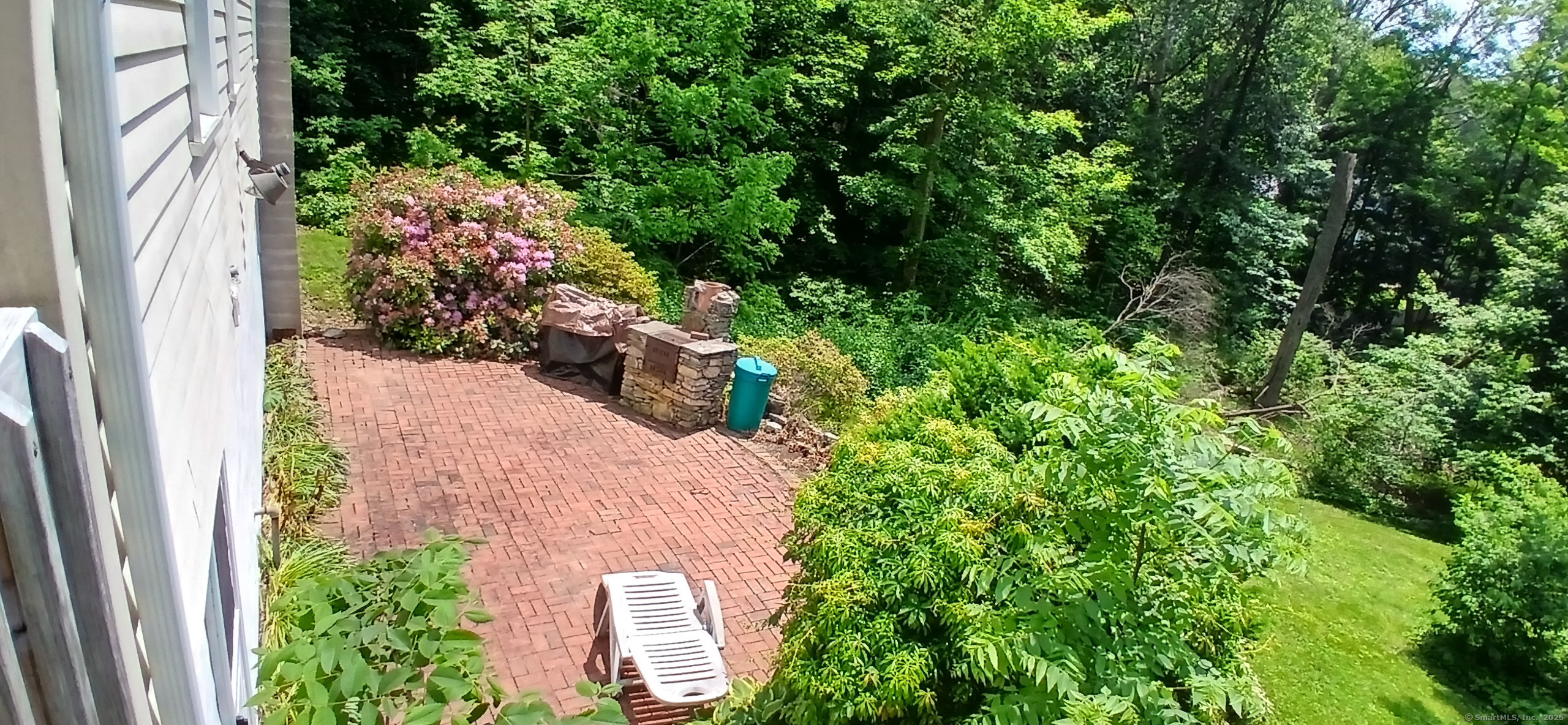 Canton, Connecticut 06019, United States, 2 Bedrooms Bedrooms, ,1 BathroomBathrooms,Residential,Active,146616