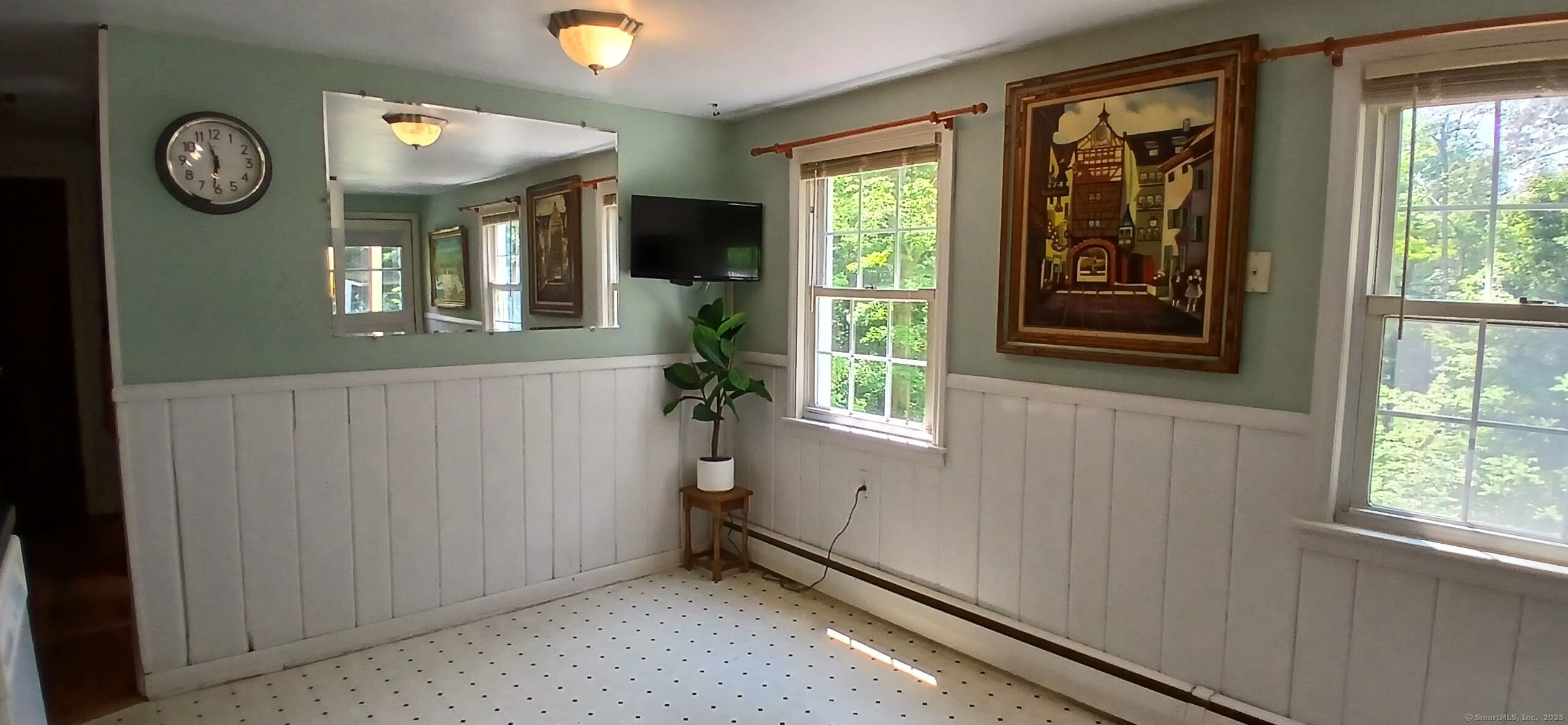 Canton, Connecticut 06019, United States, 2 Bedrooms Bedrooms, ,1 BathroomBathrooms,Residential,Active,146616