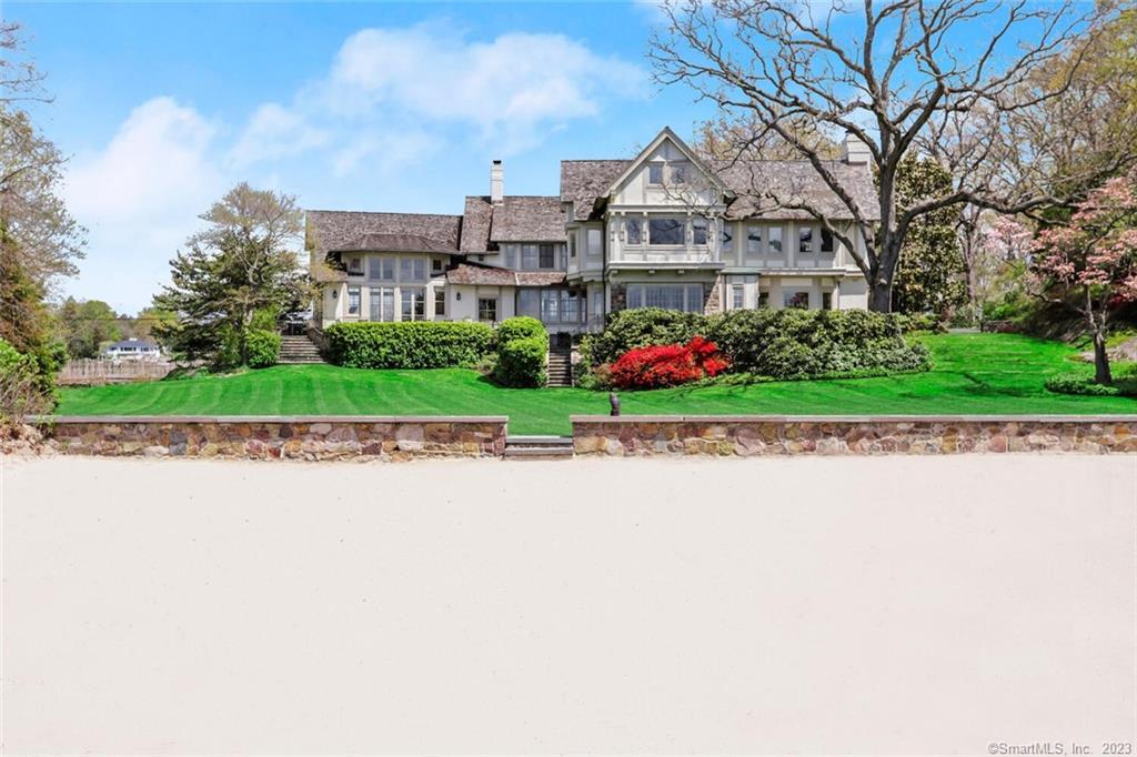 Property for Sale at 8 Butlers Island Road, Darien, Connecticut - Bedrooms: 5 
Bathrooms: 5.5 
Rooms: 15  - $6,950,000