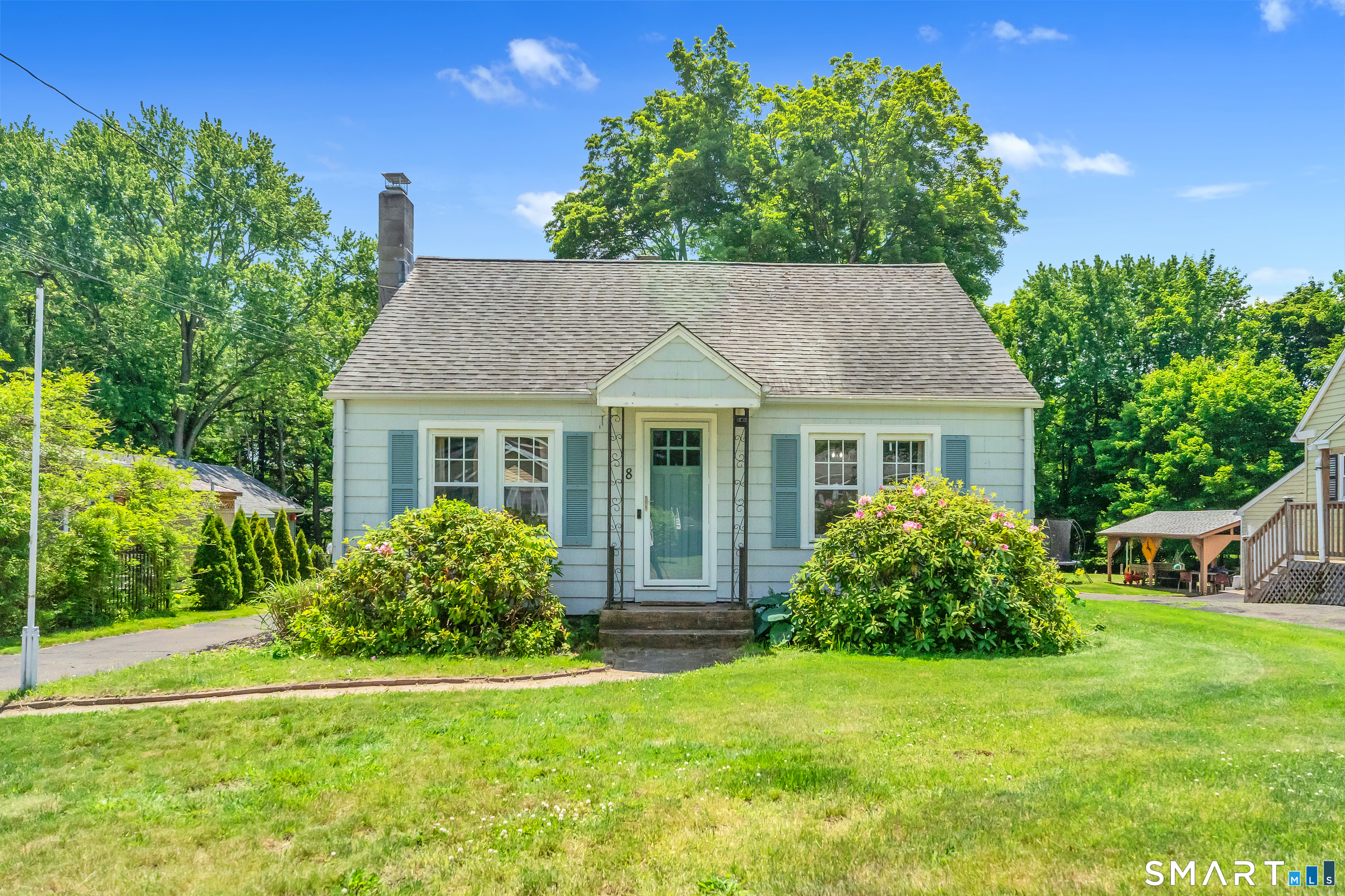 8 Bailey Avenue